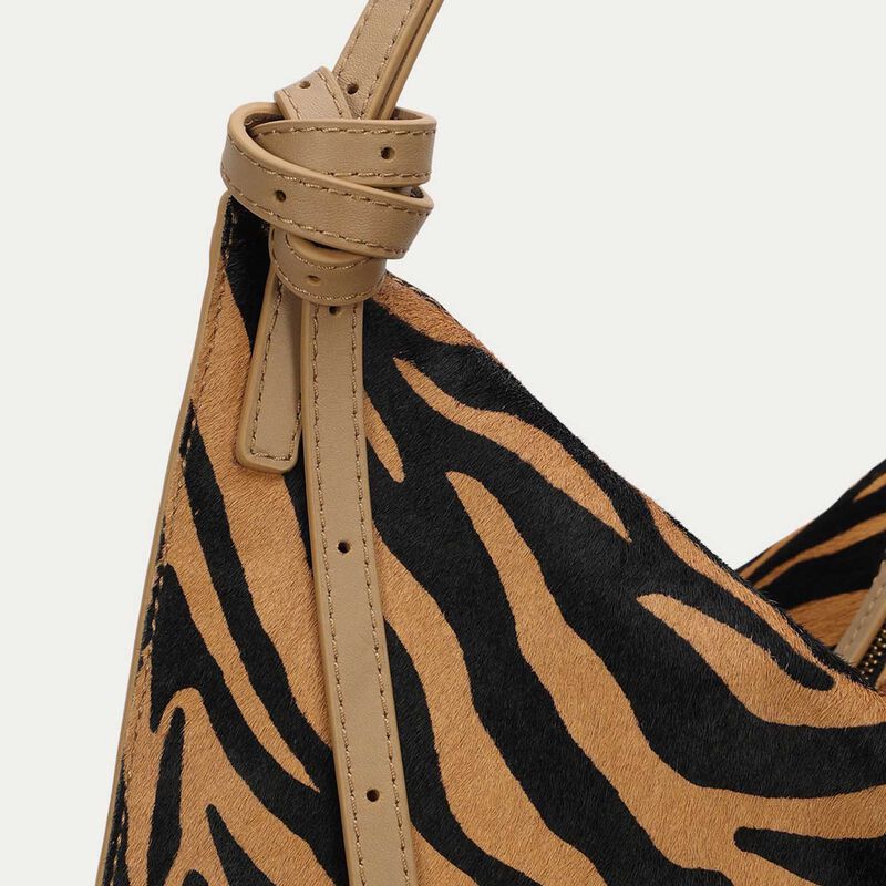 Deadly Ponies Mr Chopalopagus image number 2